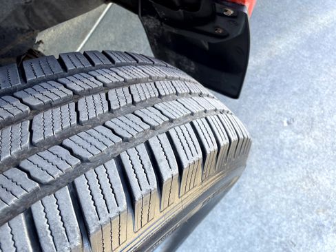 Used 2018 Toyota Tacoma TRD Sport image 6