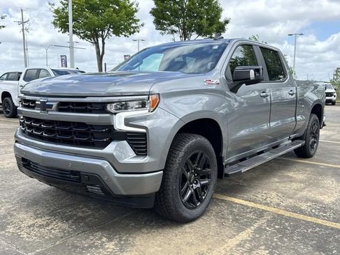 New 2026 Chevrolet Silverado 1500 RST w/ Z71 Off-Road Package AWD/4WD image 3