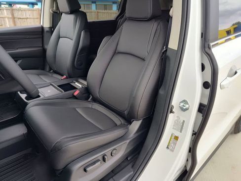 New 2026 Honda Odyssey EX-L image 6