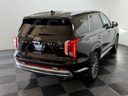 Used 2023 Hyundai Palisade Calligraphy w/ Cargo Package AWD/4WD image 12