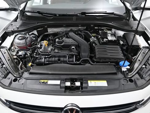 Used 2025 Volkswagen Jetta SEL FWD image 38