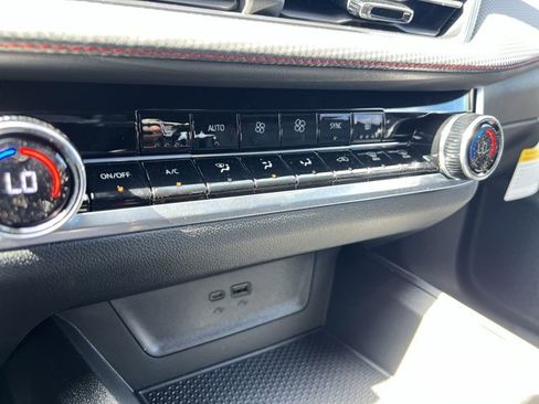 New 2026 Chevrolet Equinox RS image 11