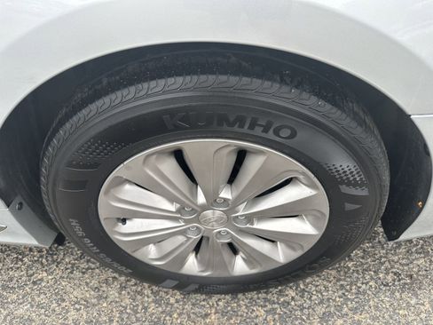Used 2017 Hyundai Sonata SE FWD image 23