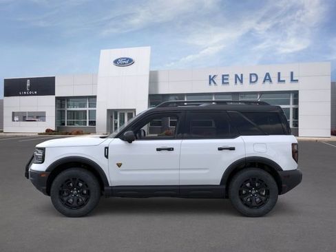 Used 2025 Ford Bronco Sport Badlands w/ Sasquatch Badlands Package AWD/4WD image 3