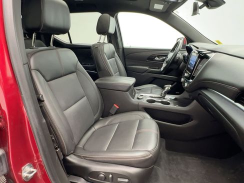 Certified 2023 Chevrolet Traverse RS image 30