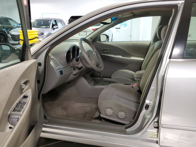 Used 2004 Nissan Altima 2.5 FWD image 13
