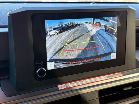 Used 2025 Toyota 4Runner SR5 image 24