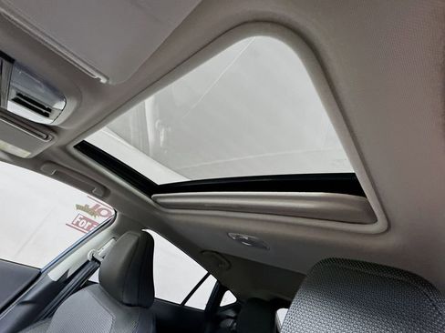 Certified 2024 Subaru Crosstrek 2.0i Premium AWD/4WD image 11