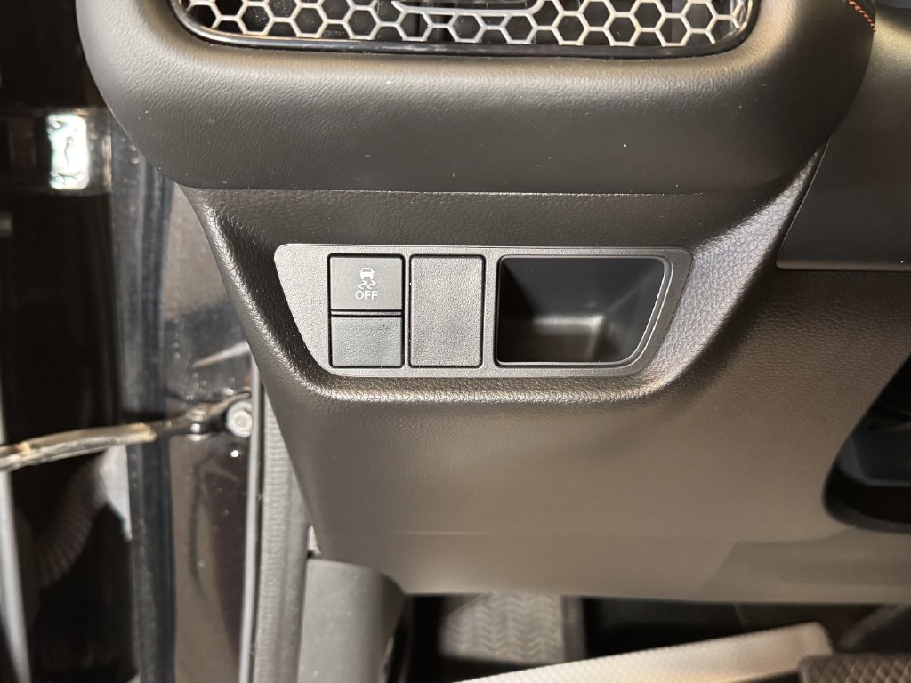 Used 2023 Honda HR-V Sport image 18