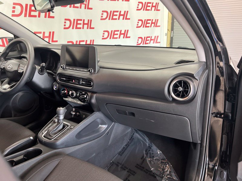 Used 2023 Hyundai Kona SEL w/ Cargo Package AWD/4WD image 13