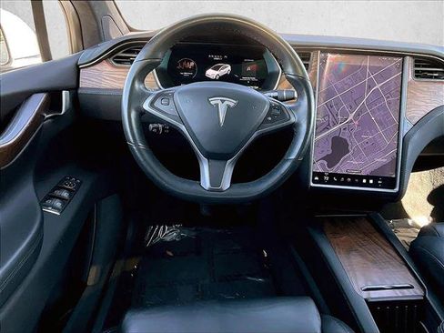 Used 2018 Tesla Model X 100D image 7