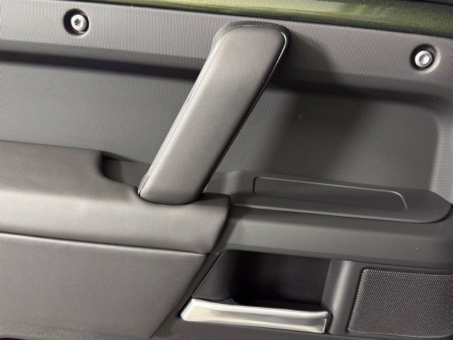New 2026 Land Rover Defender 110 S AWD/4WD image 27