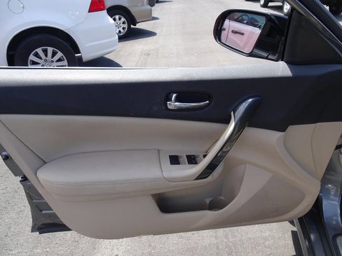 Used 2014 Nissan Maxima 3.5 SV w/ Technology Package image 29