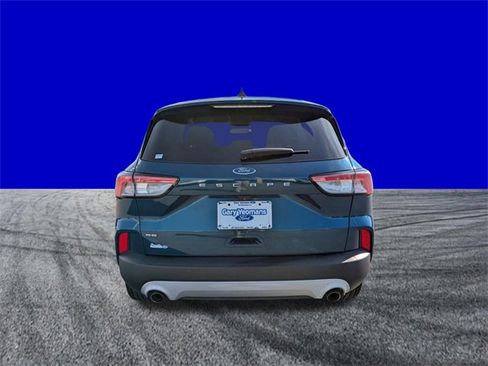 Certified 2020 Ford Escape SE image 5