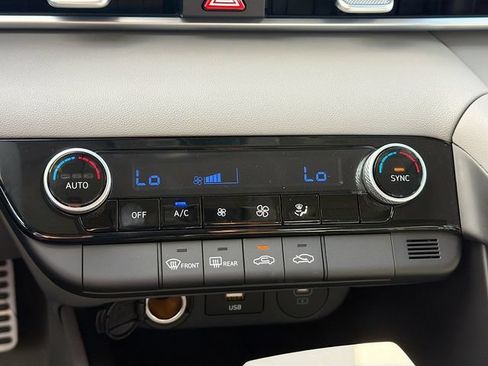 Certified 2026 Hyundai Elantra Sport FWD image 15