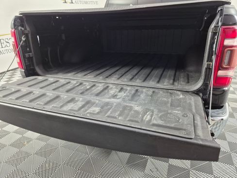 Used 2019 RAM 1500 Laramie AWD/4WD image 30