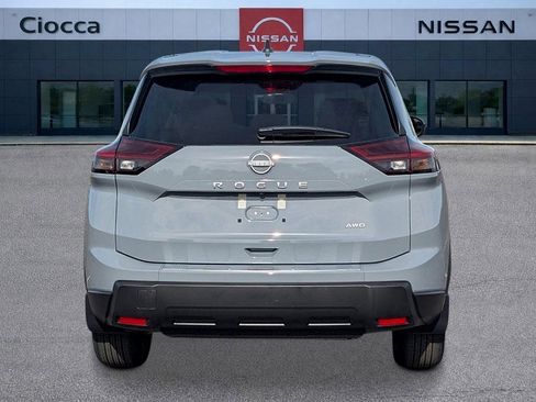 New 2026 Nissan Rogue SV w/ Cold Weather Package AWD/4WD image 4