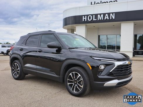 Certified 2024 Chevrolet TrailBlazer LT w/ Driver Confidence Package image 1