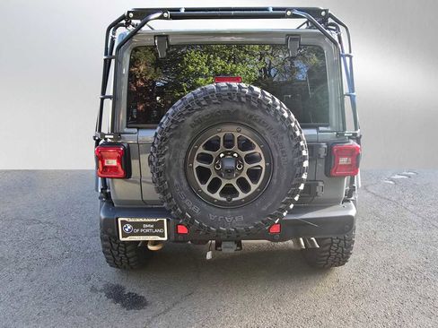 Used 2023 Jeep Wrangler Unlimited Rubicon 392 AWD/4WD image 4