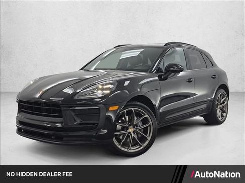 Certified 2022 Porsche Macan AWD/4WD image 1