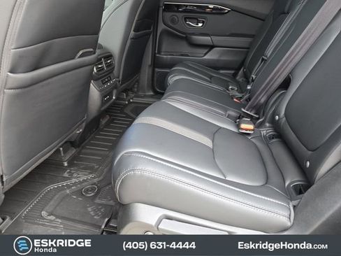 Certified 2025 Honda Pilot EX-L image 29