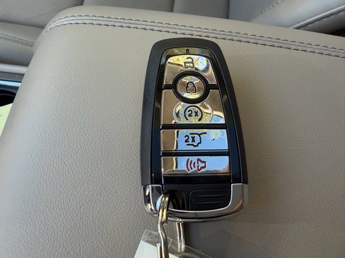 Used 2022 Lincoln Corsair Reserve w/ Elements Package image 37