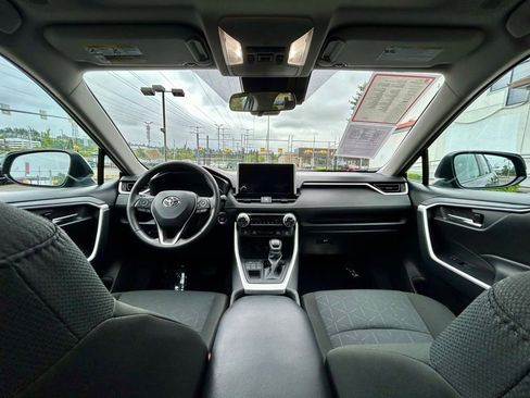 Certified 2024 Toyota RAV4 XLE w/ Convenience Package AWD/4WD image 17