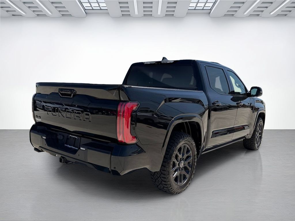 Used 2024 Toyota Tundra Platinum AWD/4WD image 3
