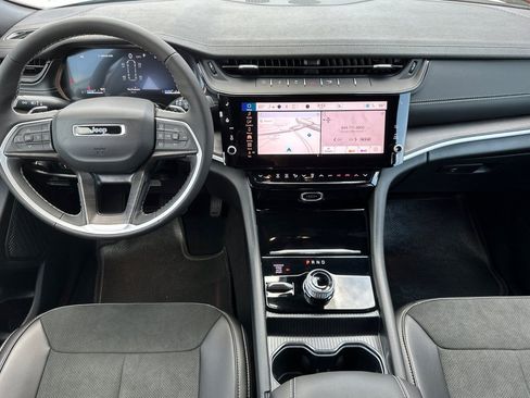 New 2026 Jeep Grand Cherokee L 4WD image 13