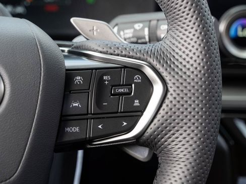 New 2026 Lexus TX 500h AWD image 29