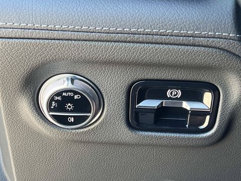 Certified 2023 Mercedes-Benz EQS 580 4MATIC Sedan image 28
