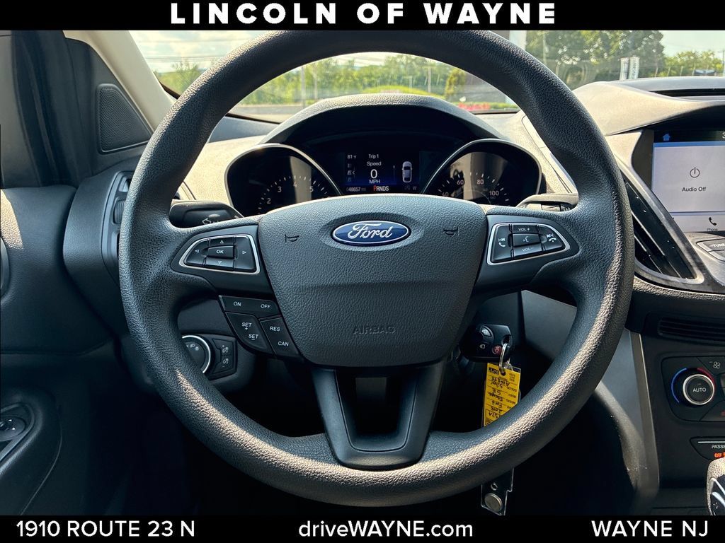 Used 2018 Ford Escape SE w/ SE Sync 3 Package AWD/4WD image 23