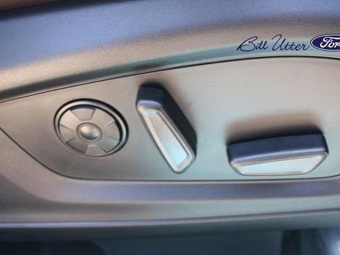 New 2026 Ford Explorer Platinum RWD image 8