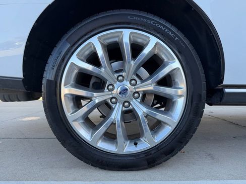 Used 2019 Ford Expedition Limited w/ Equipment Group 302A image 32