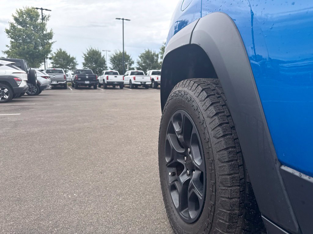 Used 2022 Jeep Cherokee Trailhawk w/ Trailer Tow Group AWD/4WD image 10