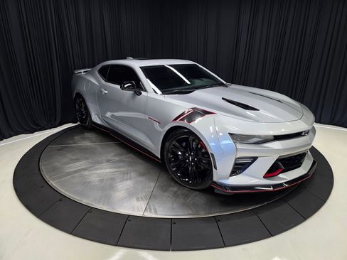 Used 2018 Chevrolet Camaro SS w/ Redline Edition RWD image 53