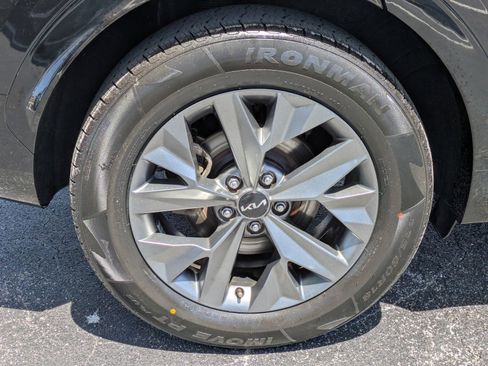 Certified 2023 Kia Sportage SX Prestige AWD/4WD image 9