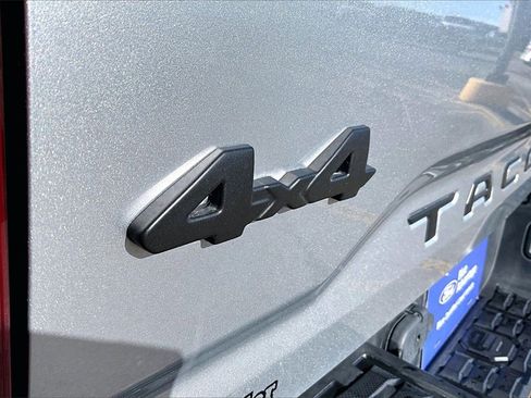Used 2023 Toyota Tacoma SR5 image 8