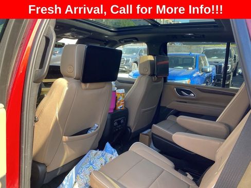 Used 2024 Chevrolet Tahoe Premier w/ Advanced Technology Package AWD/4WD image 8