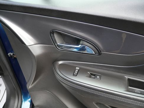 Used 2019 Buick Encore Preferred AWD/4WD image 21