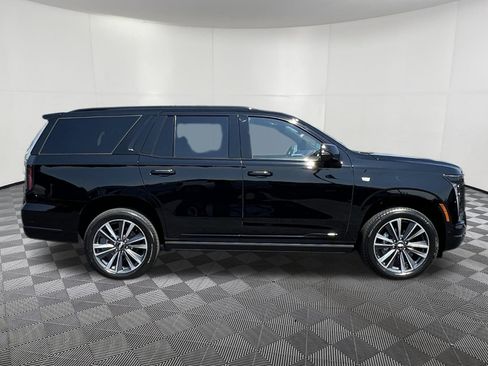 Used 2026 Cadillac Escalade Sport AWD/4WD image 7