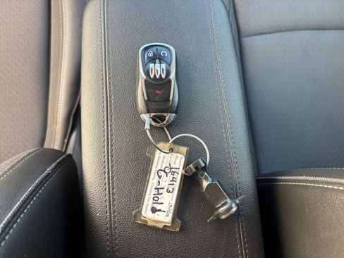 Used 2025 Buick Encore GX Preferred image 22