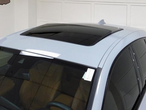 Used 2023 BMW X4 xDrive30i image 19