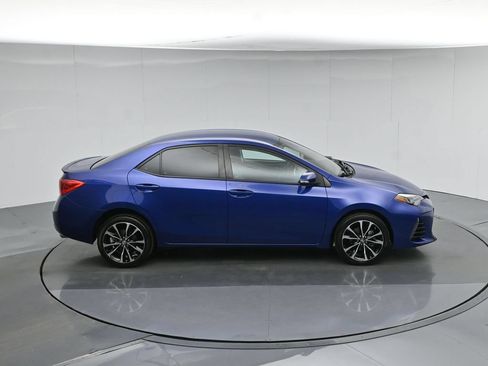 Used 2017 Toyota Corolla SE w/ Carpet Mat Package (TMS) FWD image 38