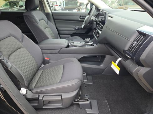 New 2026 Nissan Pathfinder SV AWD/4WD image 20