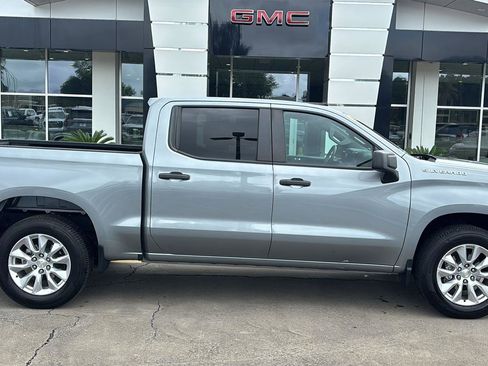 Used 2023 Chevrolet Silverado 1500 Custom RWD image 9