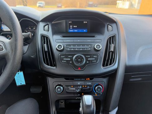 Used 2015 Ford Focus SE image 20