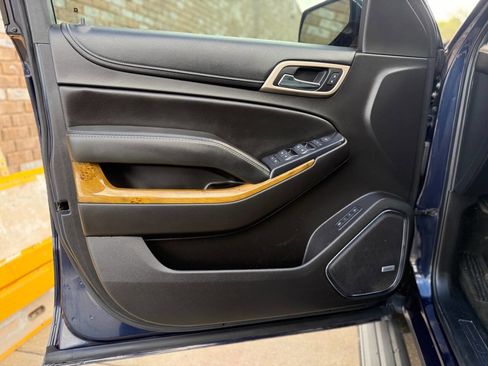 Used 2017 GMC Yukon XL Denali w/ Open Road Package image 30