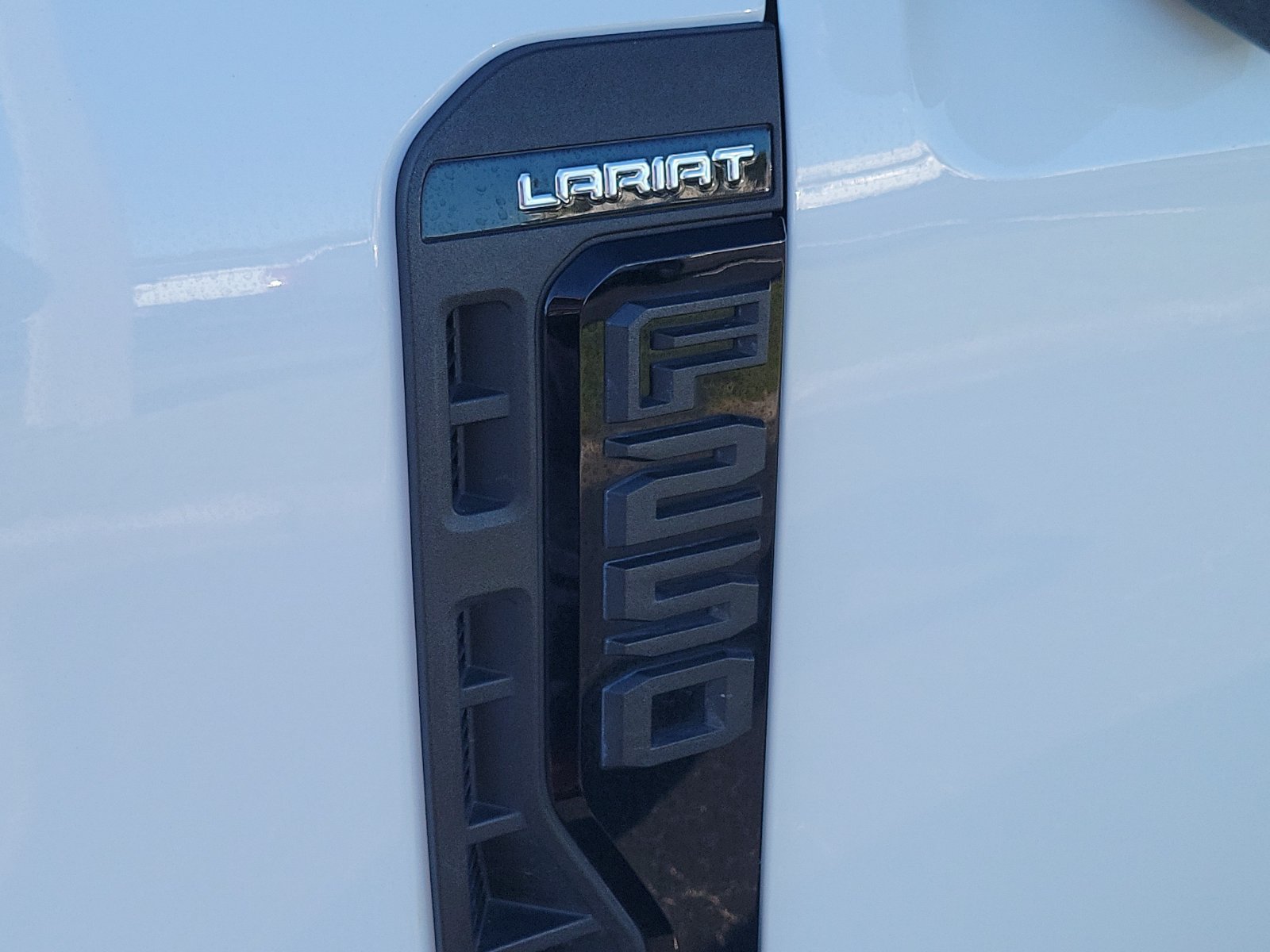 Certified 2024 Ford F250 Lariat w/ Lariat Ultimate Package AWD/4WD image 7