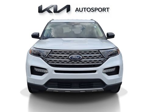 Used 2024 Ford Explorer Limited RWD image 2